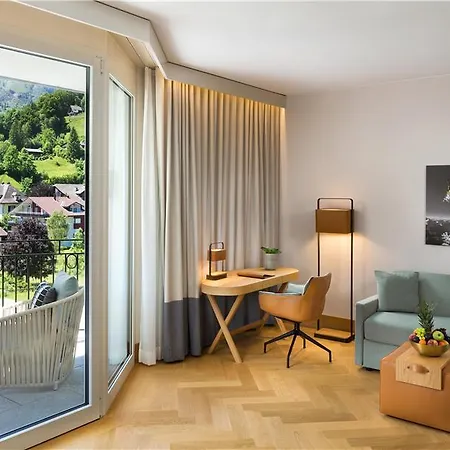 酒店 Kempinski Palace *