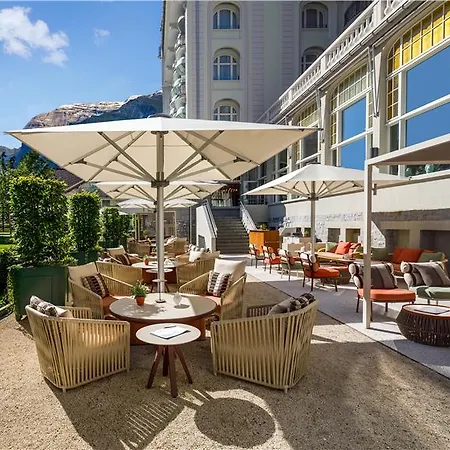 Kempinski Palace