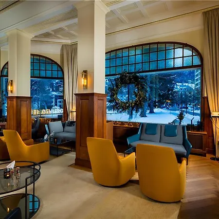 酒店 Kempinski Palace *