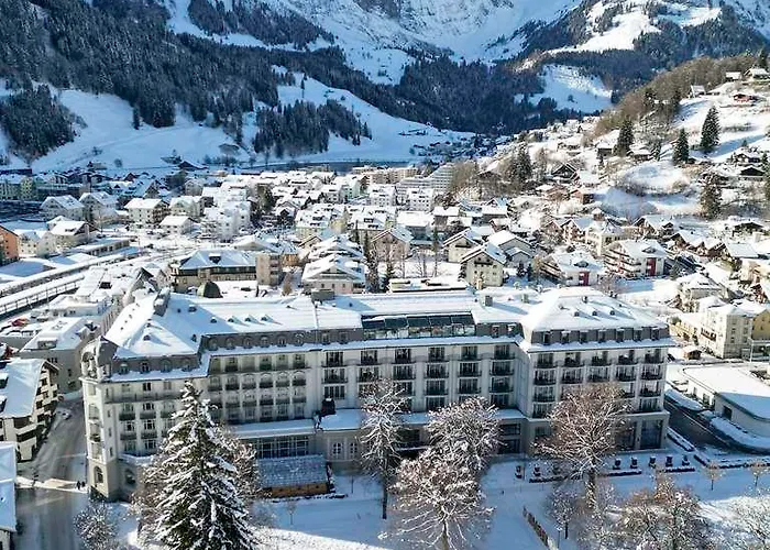 Kempinski Palace 酒店 *