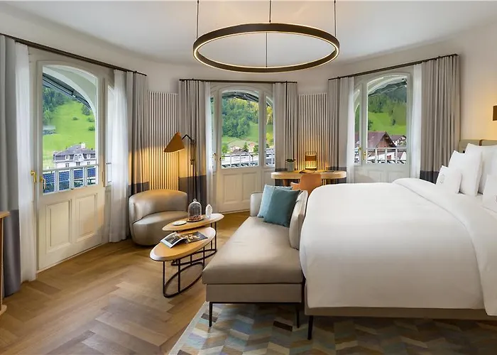 Hotel Kempinski Palace