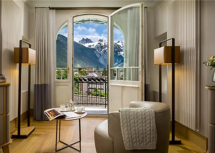 Kempinski Palace מלון *