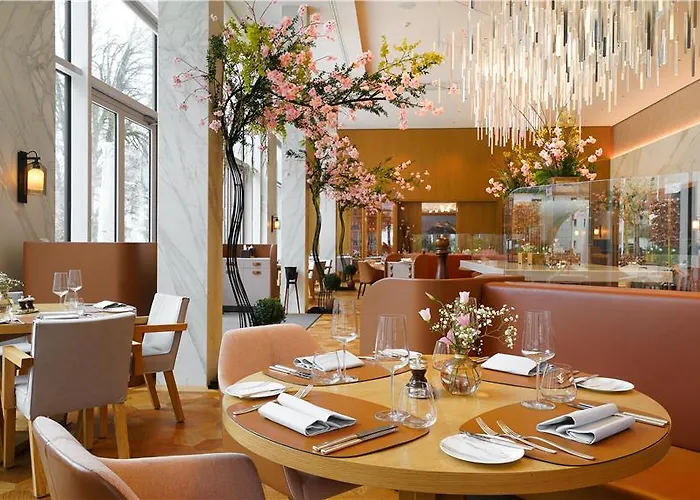 מלון Kempinski Palace