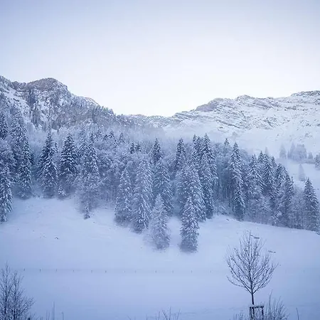 Kempinski Palace Szálloda