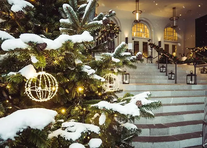 Kempinski Palace Hotel *