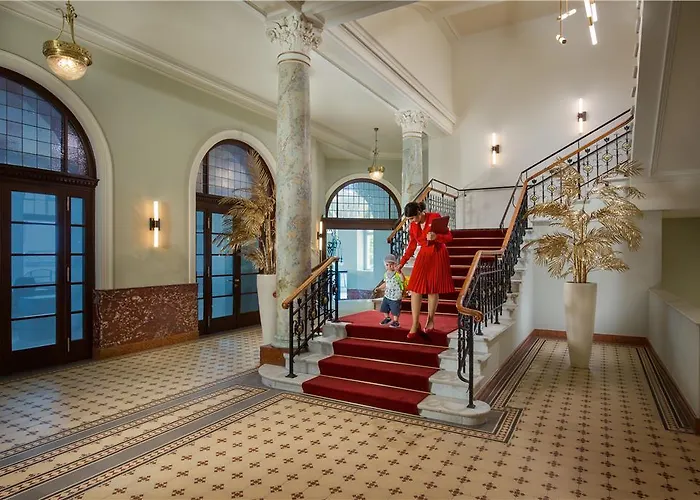 Hotel Kempinski Palace